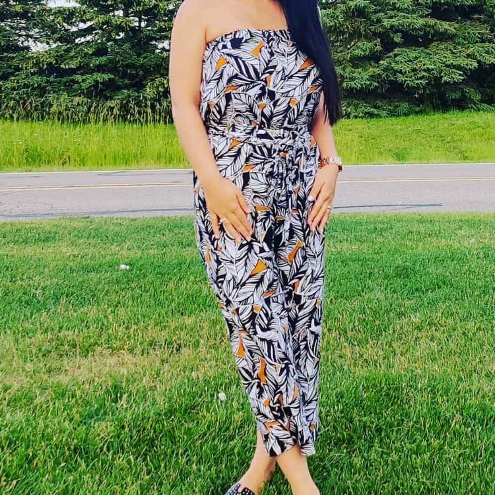 Jumpsuit - Picture 4 of 4
